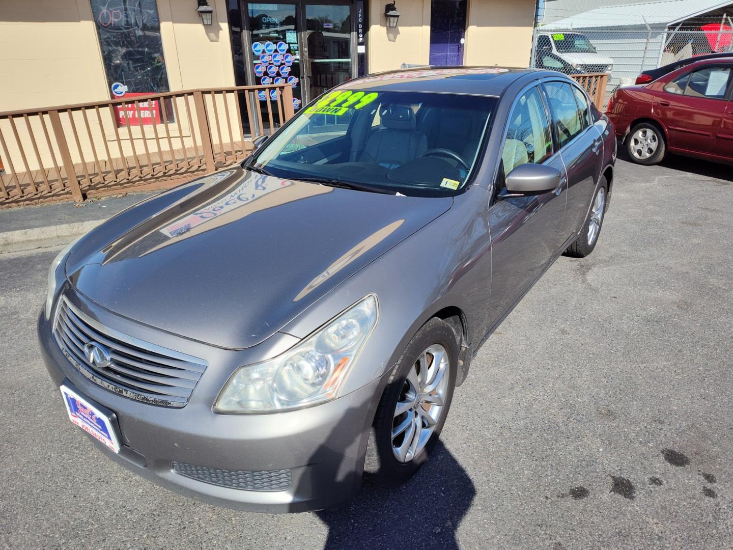 2009 Gray Infiniti G Sedan (JNKCV61F29M) , Automatic transmission, located at 5700 Curlew Drive, Norfolk, VA, 23502, (757) 455-6330, 36.841885, -76.209412 - Photo#5